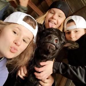 Meet your Posher, Amelia